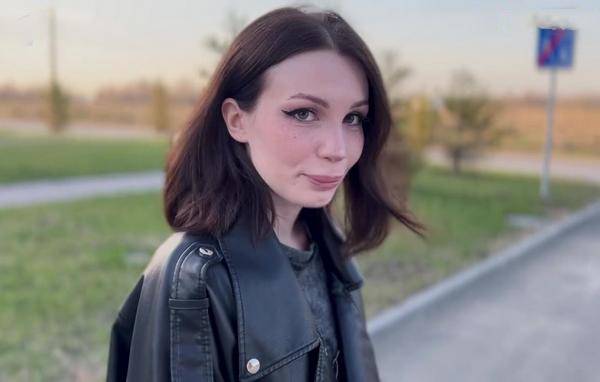 Еще не ясно кто кого подцепил. По ходу она меня сорвала и будет трахать, а не я её...